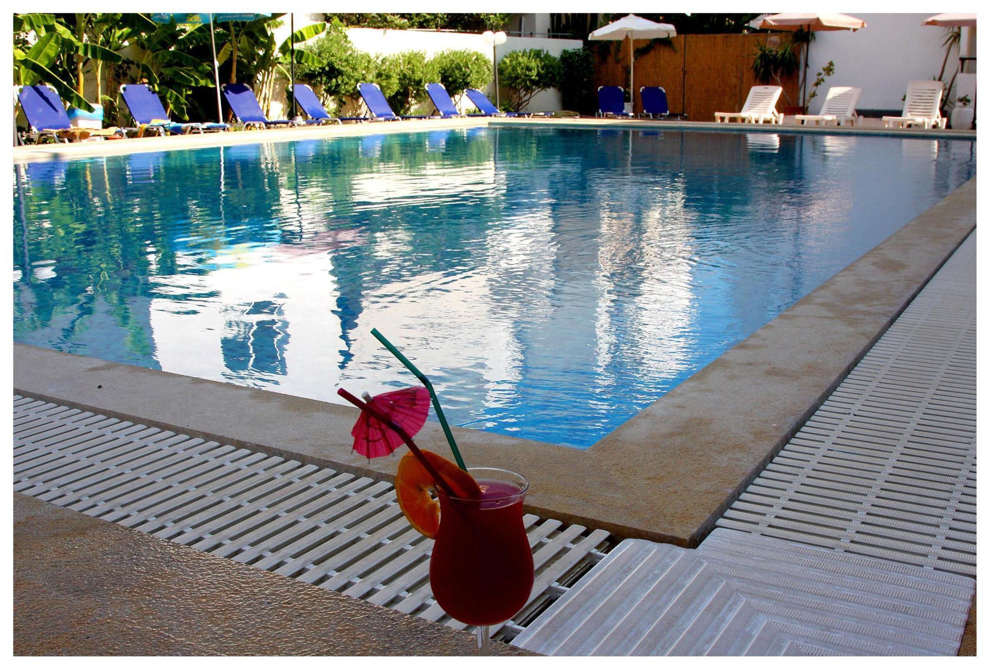 Santa Marina Hotel Apartments Kos Town Ngoại thất bức ảnh